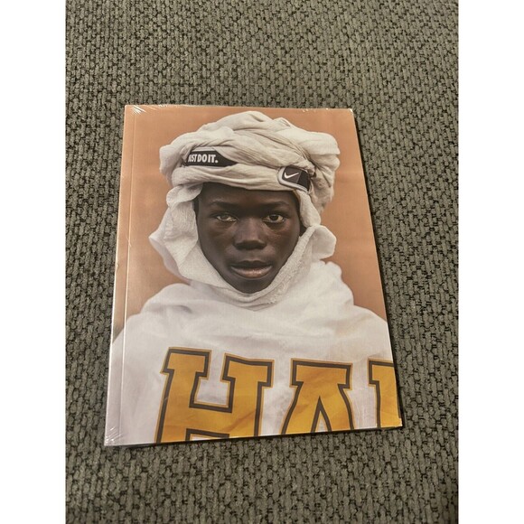 Travis Scott Utopia Book (WITH ALBUM CD) First 1st Edition - Cactus Jack Sealed - Picture 1 of 4